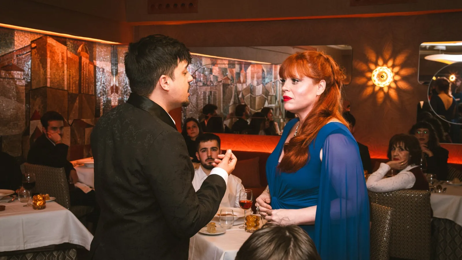 Una Cena Cantada, El Café de la Ópera