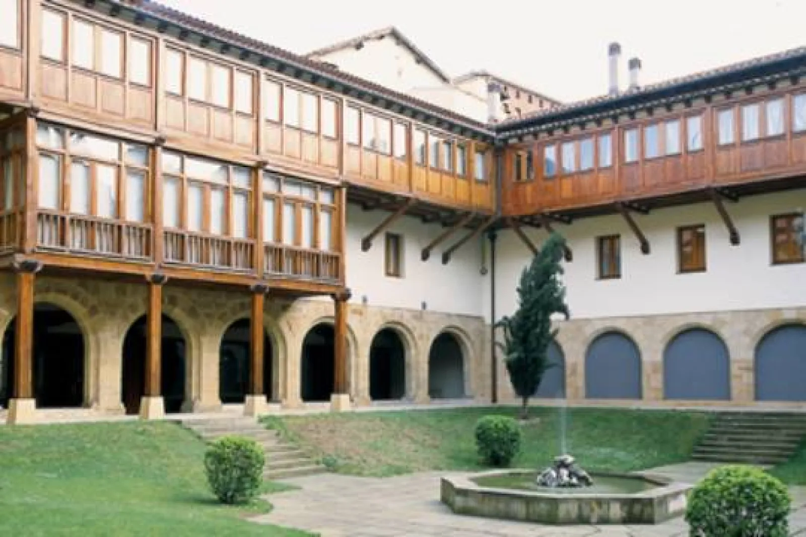 Museo de Arte Sacro - exposición permanente y visitas guiadas