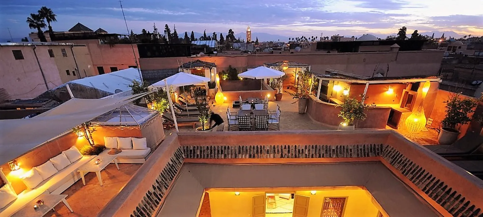 Réveillon du Nouvel An 2027 au Riad Vendôme — dîner de gala gnaoua à Marrakech