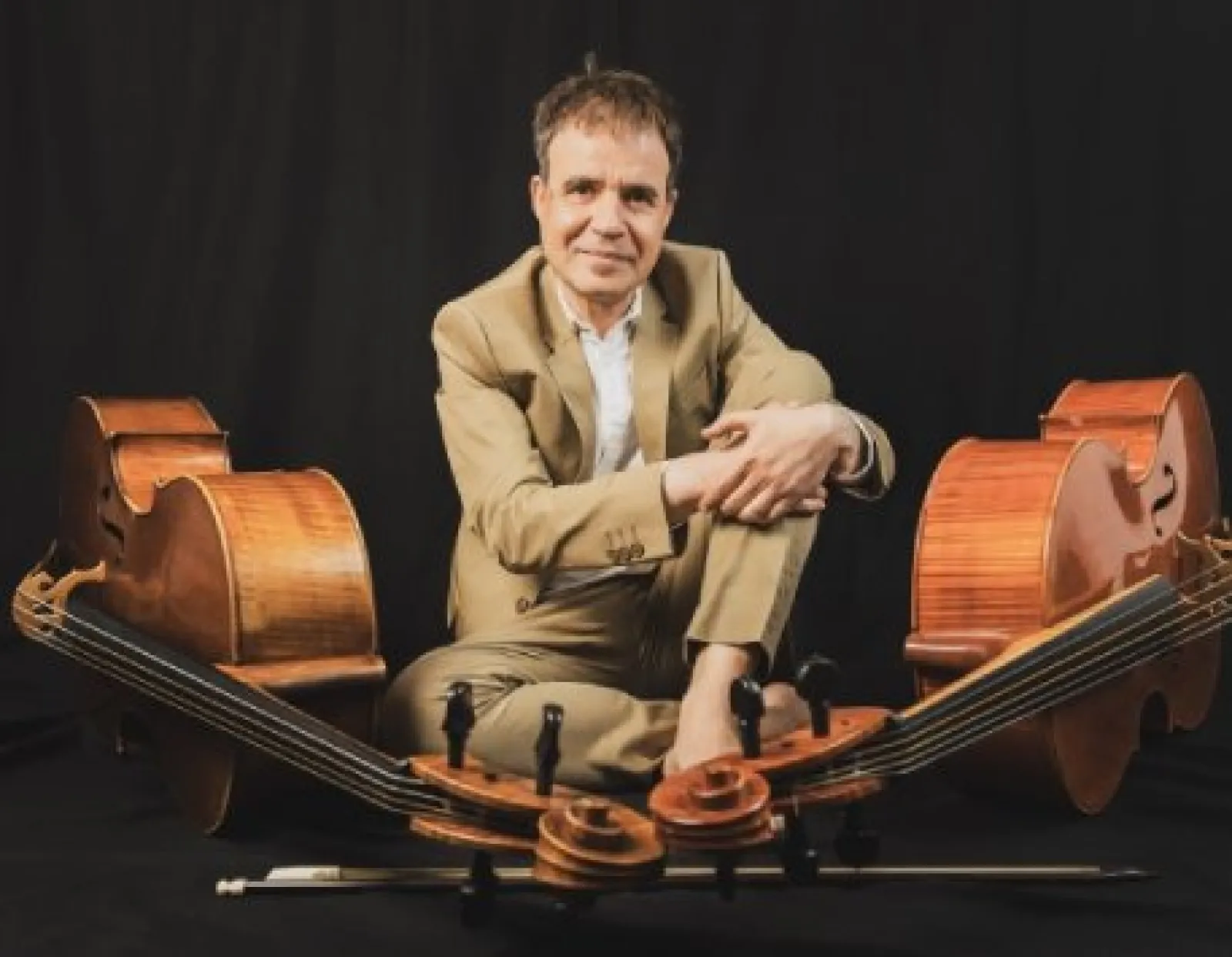 Amat Santacana — Suites 1 y 6 de Bach para violonchelo solo