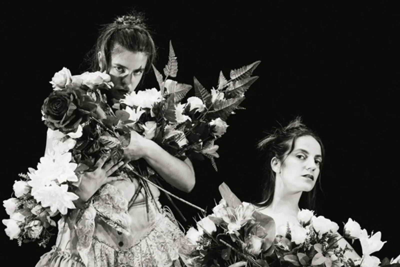 "De Rosas O De Lirios"