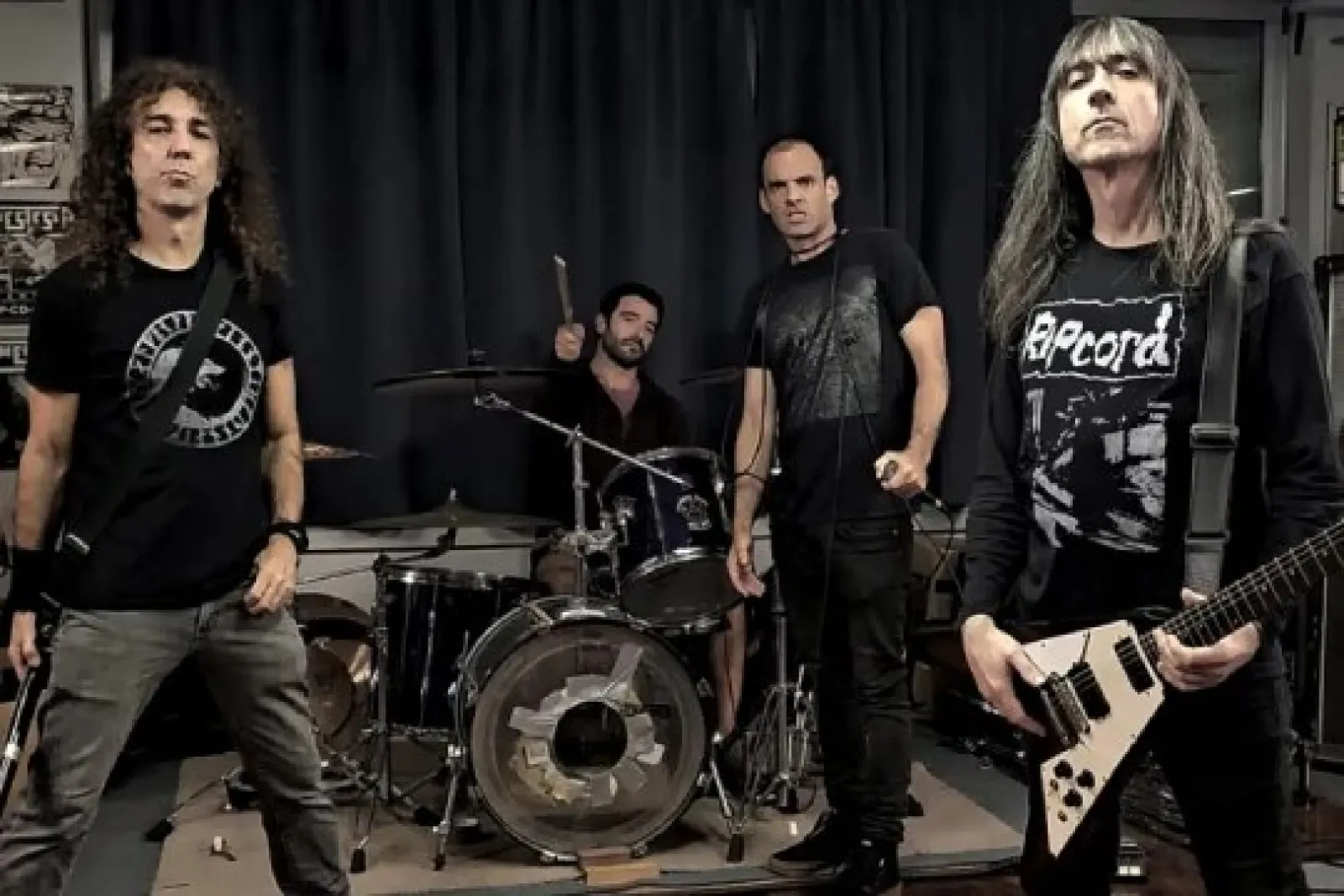 Anestesia: "ERANTZUN 30 URTE BIRA" + HILOTZ (Bilbo)
