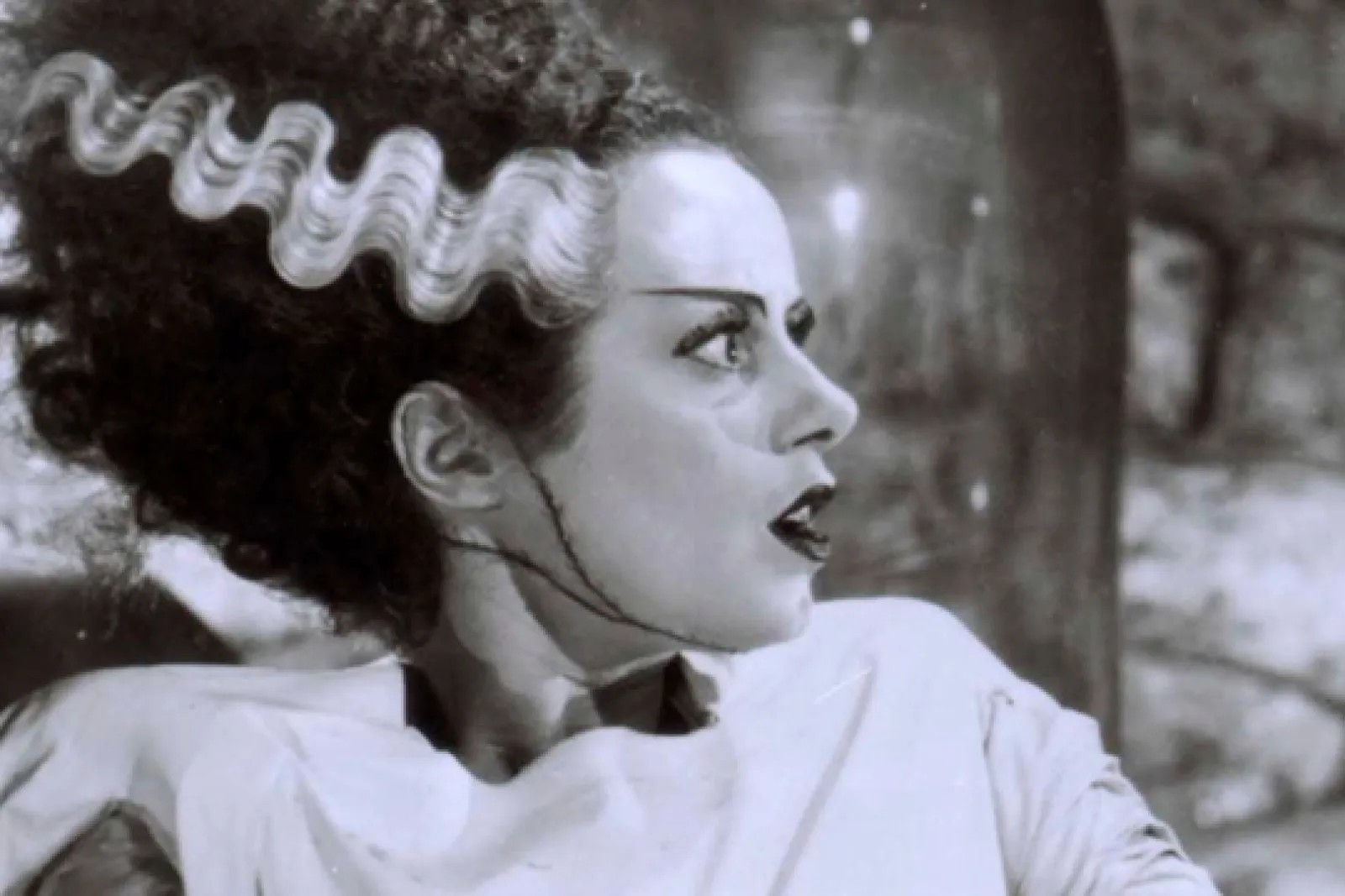 Ozzinema: "1000 WOMEN IN HORROR"