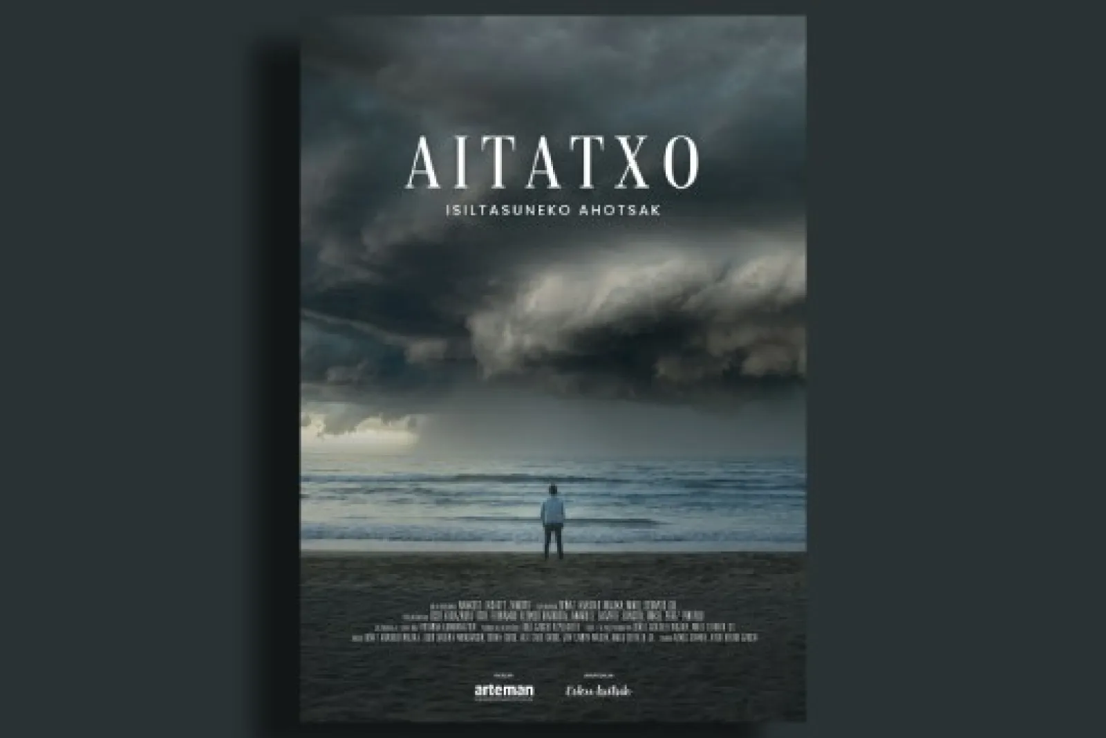 Proyección y coloquio: "AITATXO, ISILTASUNAREN AHOTSAK"