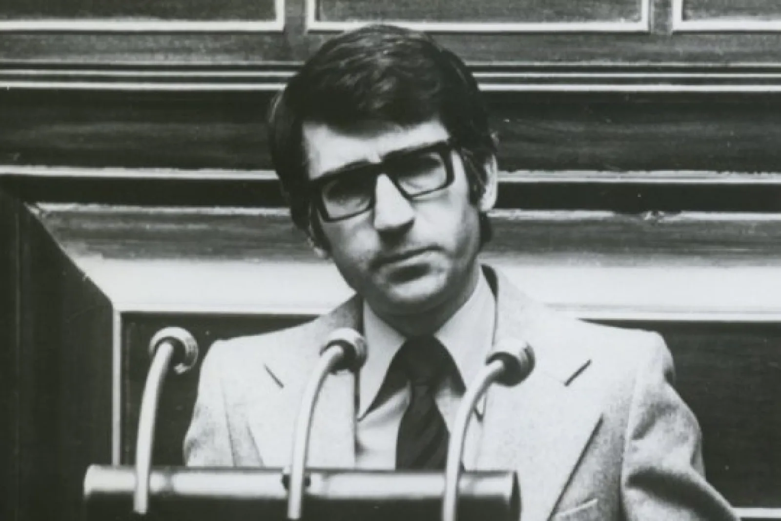 Zinemateka Azkuna Zentroa "Cineastas de la Transición": "EL DIPUTADO (1978)"
