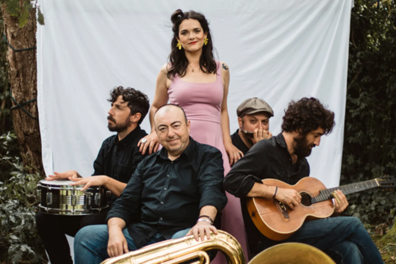 Andhrea & the black cats