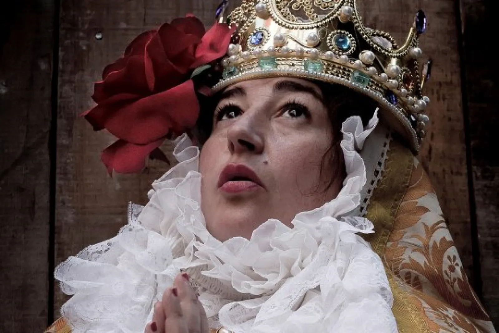 "La Virgen del Rocío se aparece porque se lo ha dicho su psicóloga"